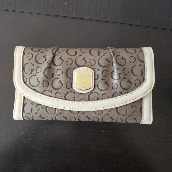 Guess Handbags - Guess wallet